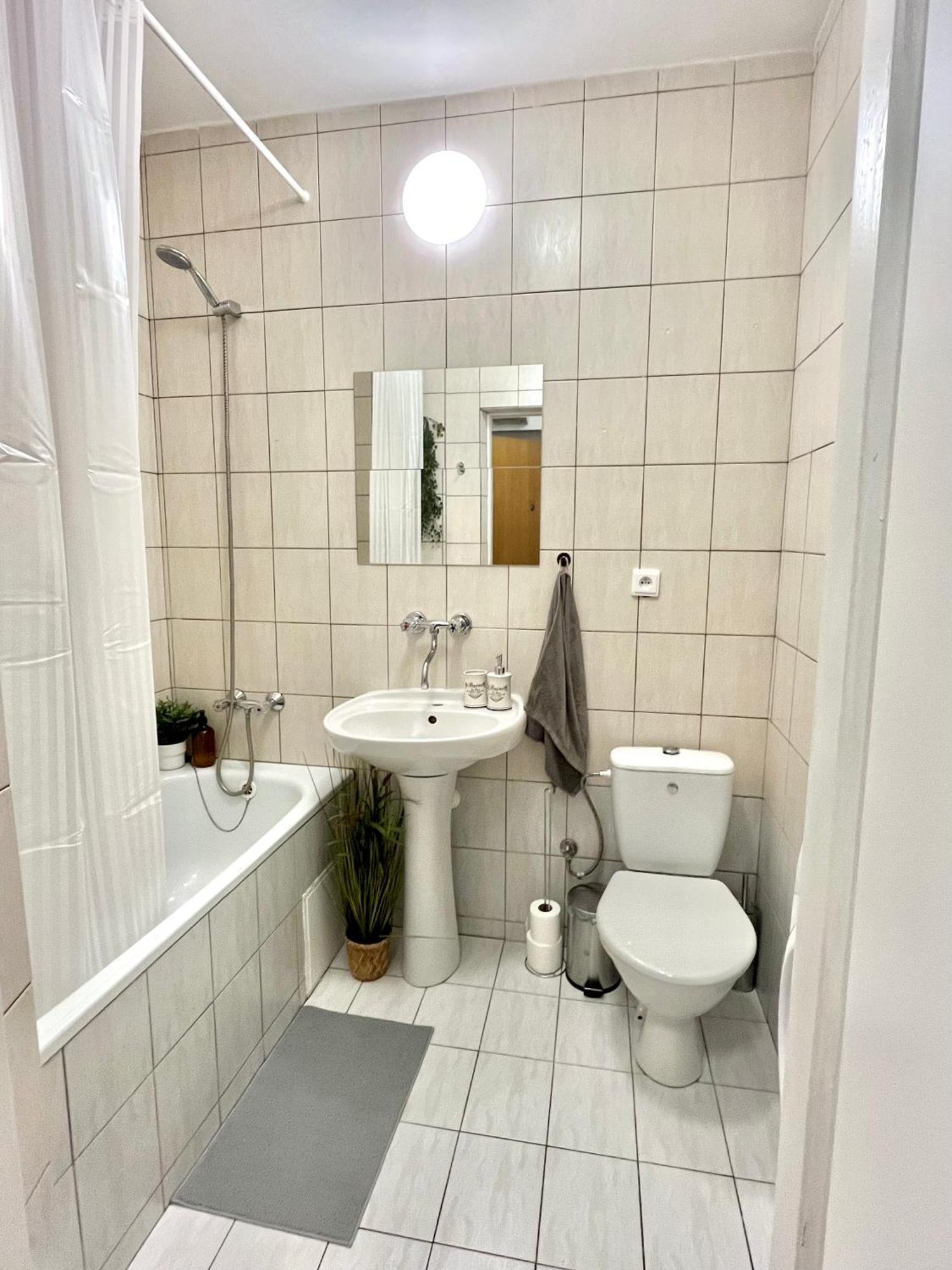 Apartment Simona - Old Town Μπρατισλάβα Εξωτερικό φωτογραφία